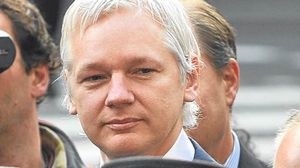 Wikileaks сказал о секретной встрече Ассанжа с топ-менеджером Гугл
