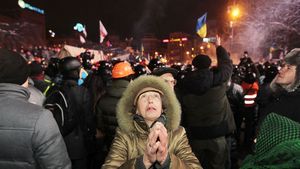 «Беркут» применил слезоточивый газ при штурме киевской мэрии
