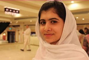 Раненная талибами пакистанская девченка получила премию Сахарова