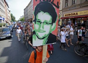 Создателям статей по материалам Сноудена в США вручили премии