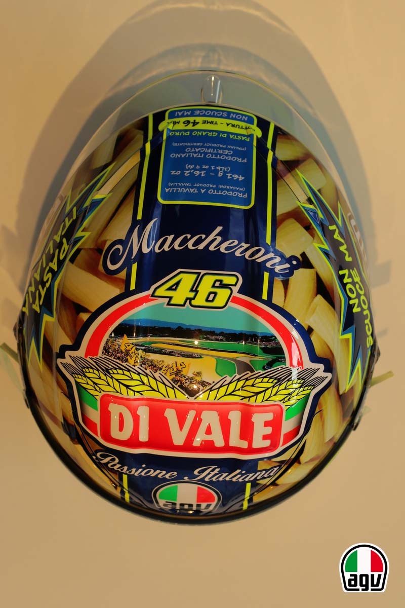 Гран При Муджелло 2014: Валентино Росси представил новый дизайн своего шлема
