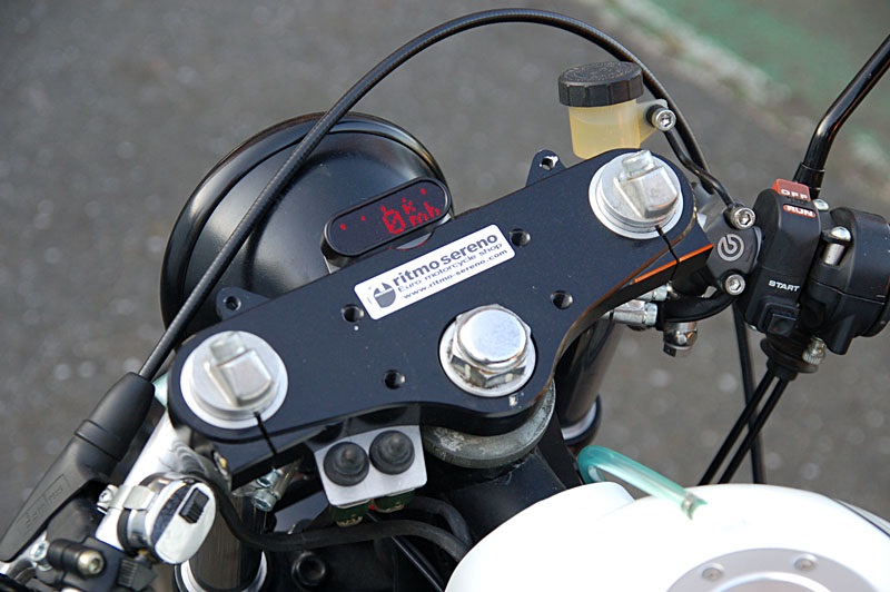 Мотоцикл Moto Guzzi Ambassador Racer v2