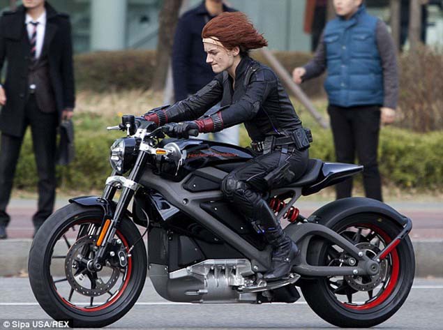 Электрический Harley-Davidson засветился на съемках нового фильма «Мстители 2»